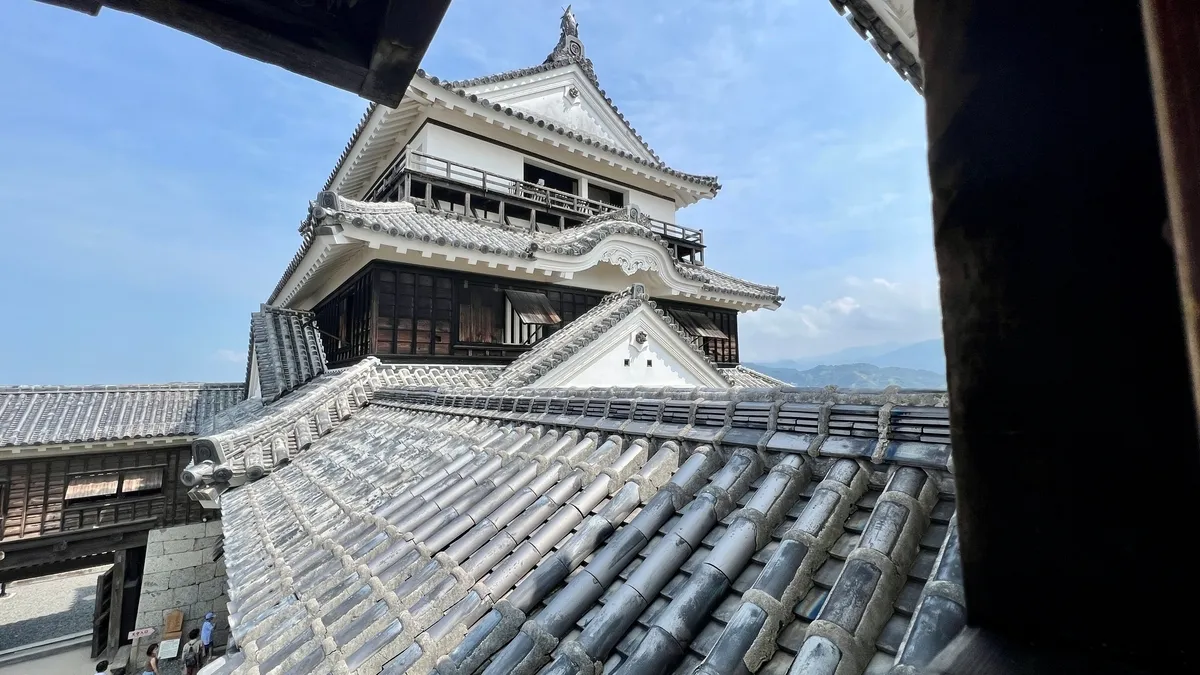 小天守から見える大天守